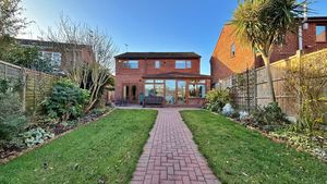 Photo 21- click for photo gallery